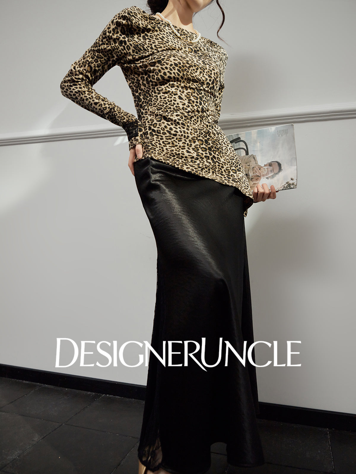 DGU|Leopard Shadow" leopard print knitted sweater new design niche slim temperament top - Antonio.