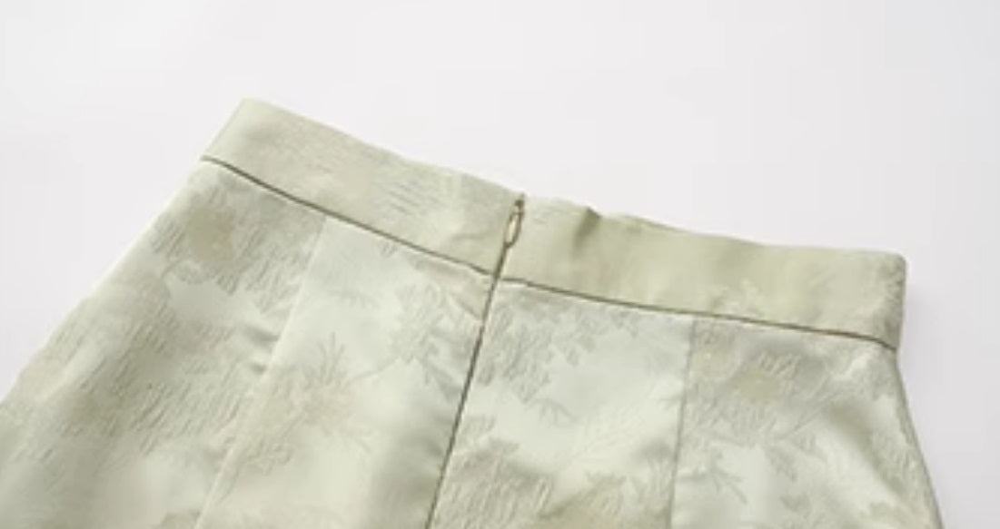 Le palais vintage jacquard satin waist- TEE.