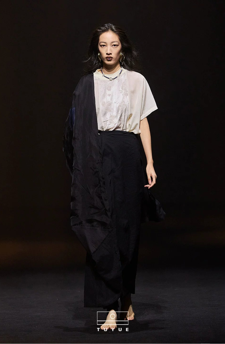 TUYUE Black Linen × Mulberry Silk Irregular Skirt- HARPER
