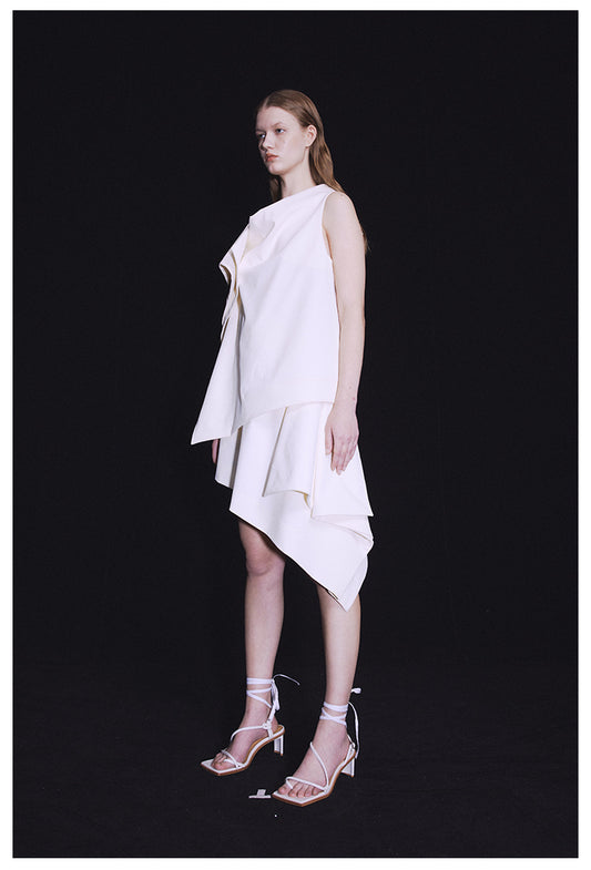 MAYALI asymmetrical sleeveless solid top - iolo