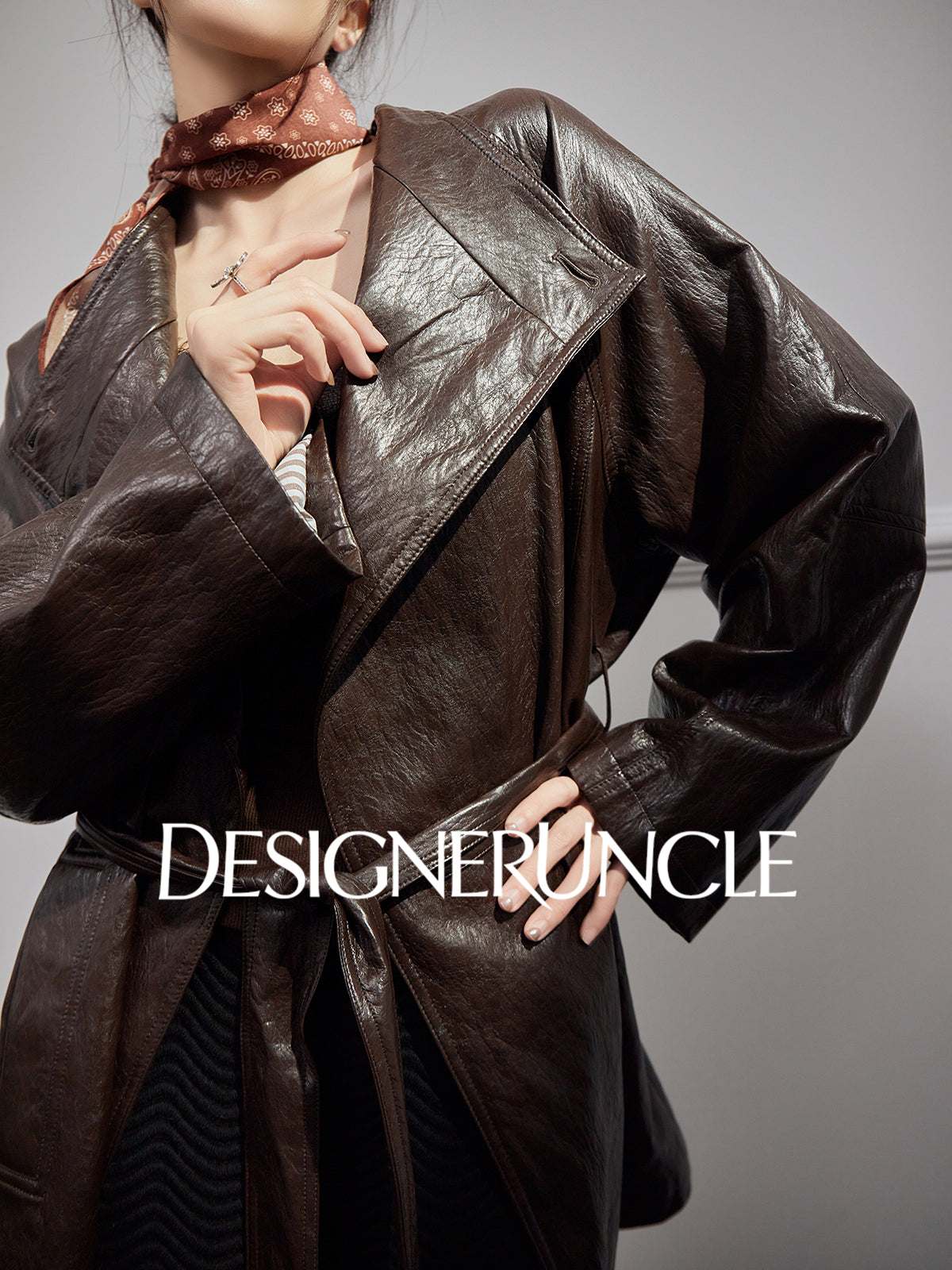 DGU "Obscure Shadow" Flower Coffee Haining Genuine Leather Retro Slimming Top - HEADS.