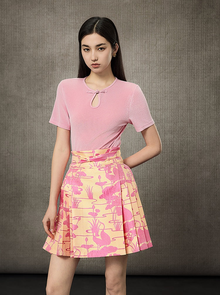 HECO Acetate Knit Buckle Cool Crop Short Sleeve Top - ENGAGE.