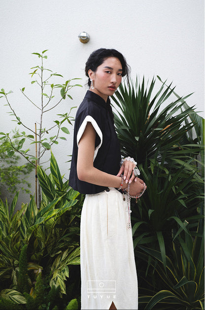 TUYUE Black Asymmetrical Placket Crisp Short Sleeve Top- MERLIN.