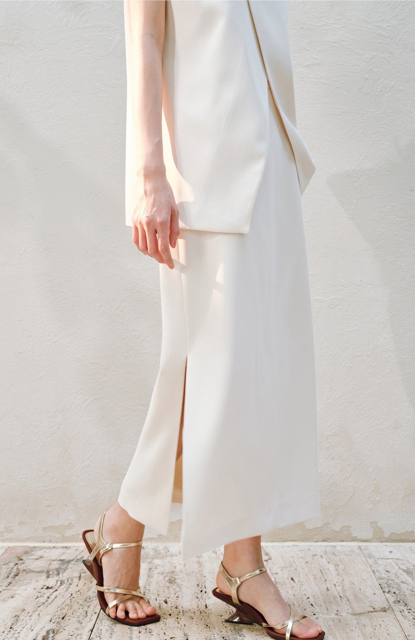 WANGXO Elegant Commuter-Style Diagonal Placket with Loose Pleated Slit Vest & Skirt Suit Set -NALA