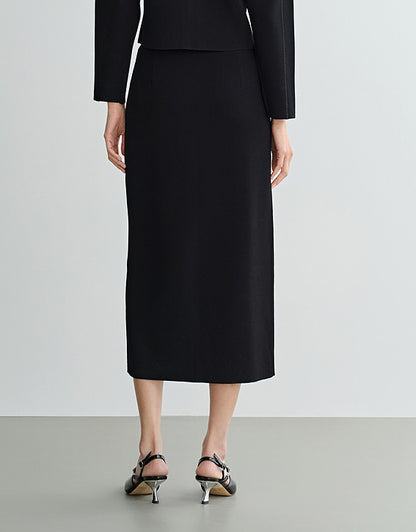 COMME MOI Lu Yan designer's new women's black knitted skirt with a center slit - ACCEES.