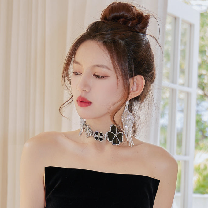 DOLLY Elegant Black Big Flower Diamond Chocker Chic Necklace-AMAL