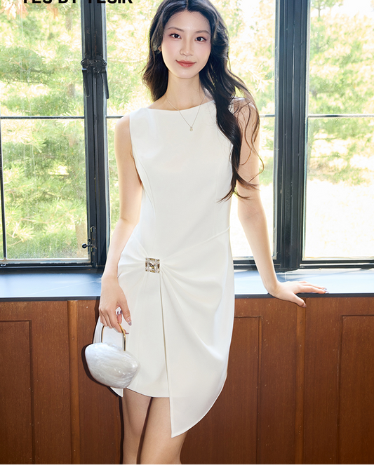 YES BY YESIR | Ye Qians Deconstructed Bow Detail Dress with Sculptural Summer Flair -ALTHEA.