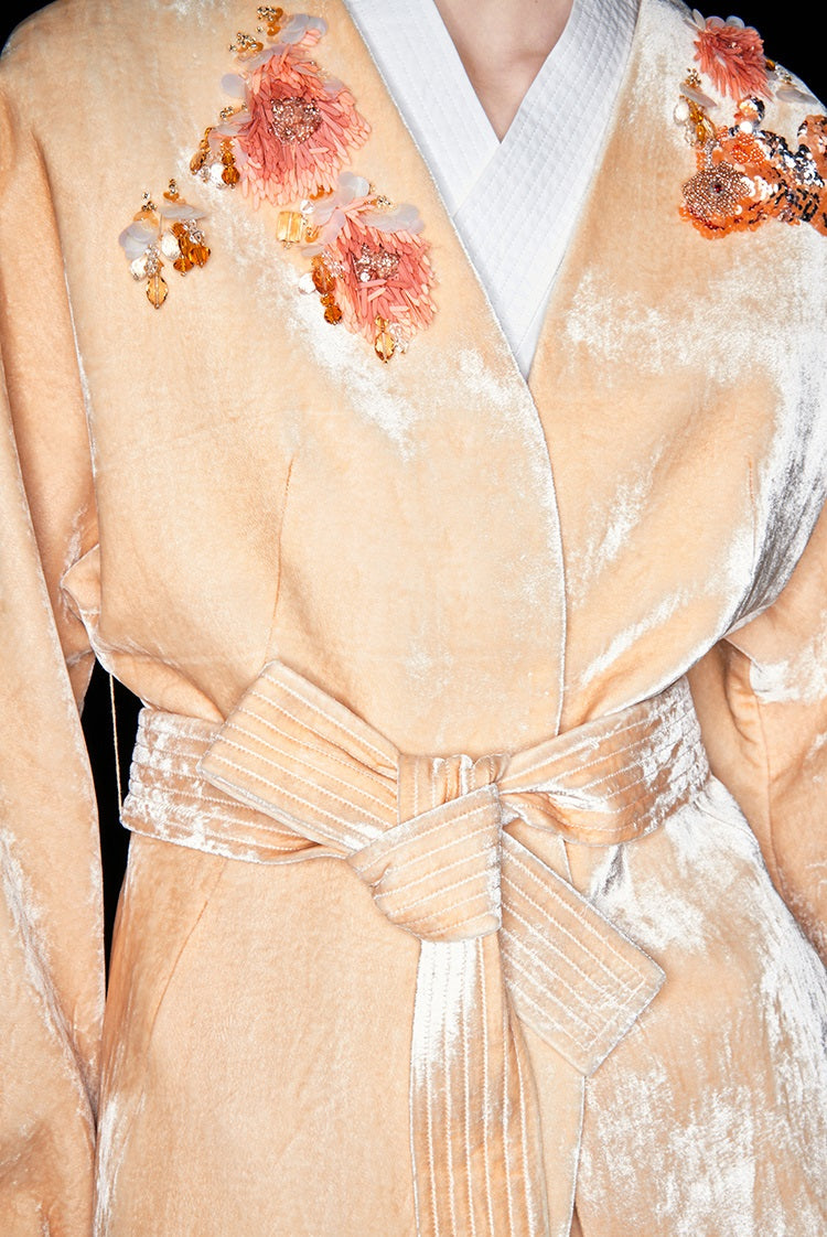 M essential Mackay designer Rulang velvet dahlia Thai lion goldfish nail bead coat - CHIN.