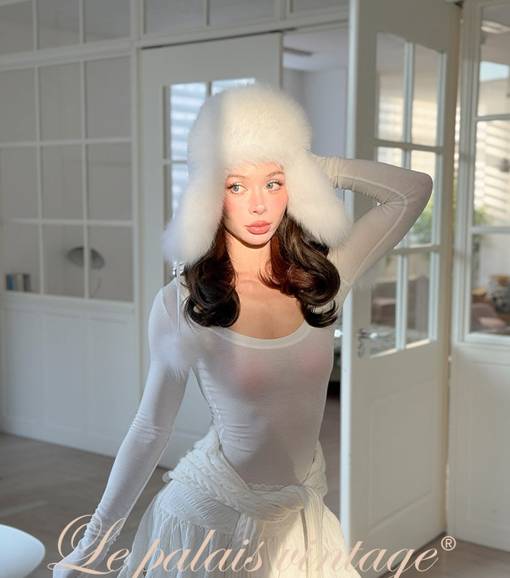 Le Palais Vintage white low-rise skirt-TEE.