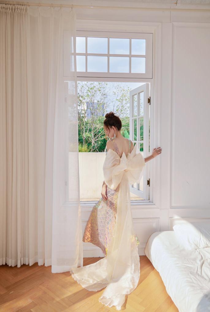 DOLLY Elegant V-Neck Sleeveless High Waist Long Fish Tail Banquet Dress-PHANIE