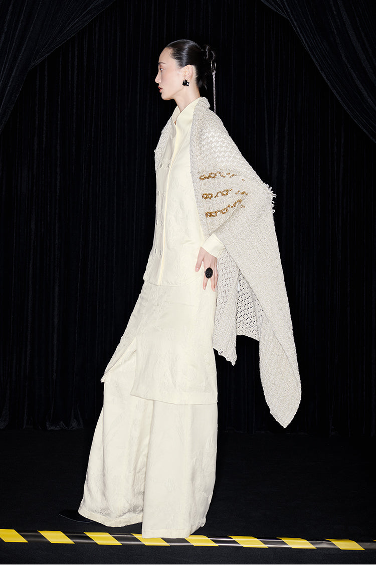 M essential Mackay designer Jin Rao knitted twisted beaded style cape - stat.