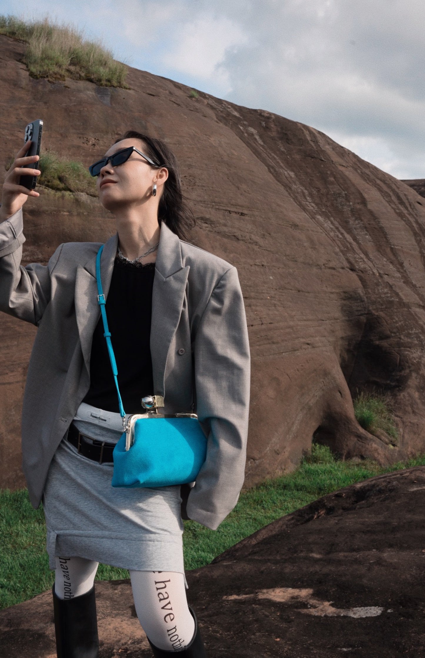 IUBALLET Star Rail Buckle New Mouth Gold Bag - LOVE.