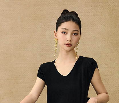 HECO Chinese Versatile Beveled Side Buckle V-Neck Knit Top - BREA.