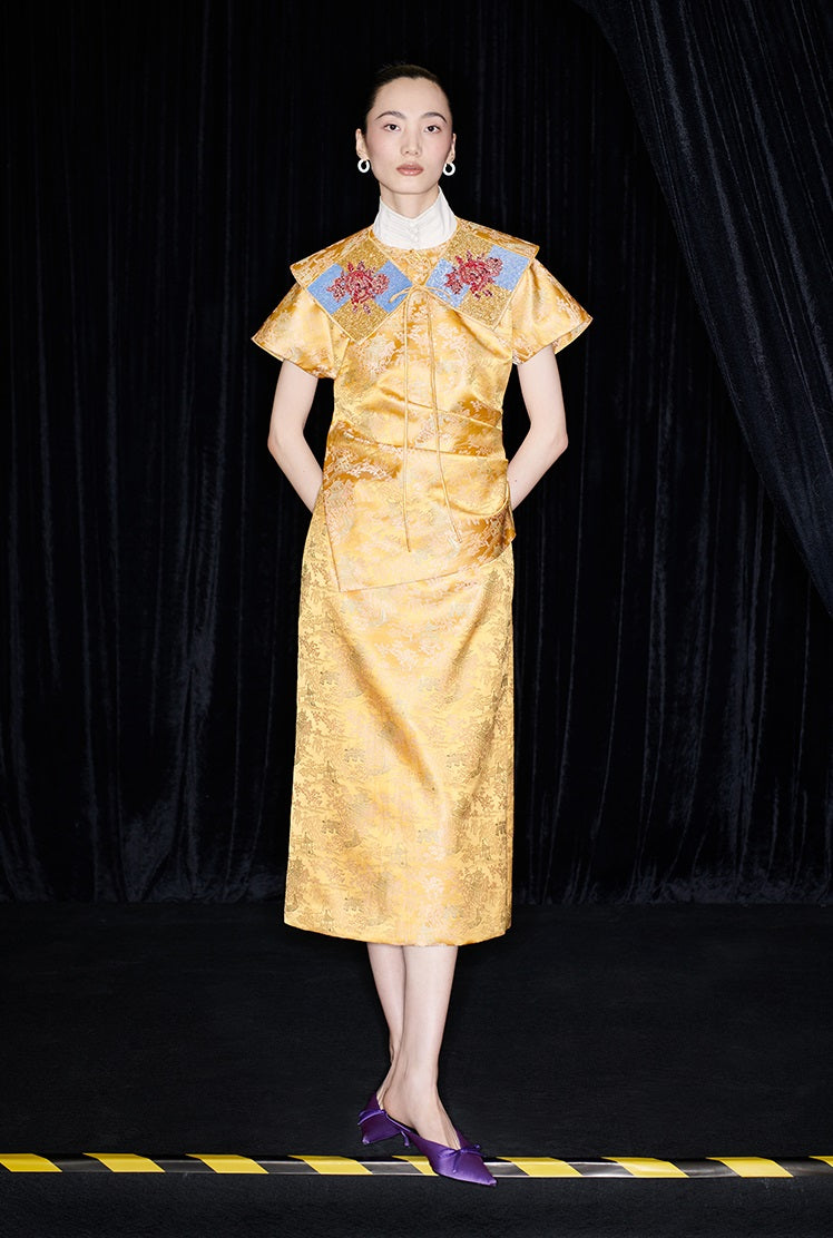 M essential Mackay designer Tan-e jacquard tile beads decorative collar - THANKS.