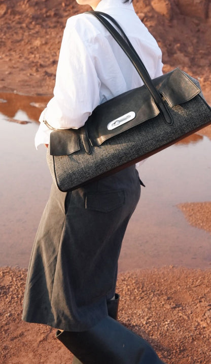 IUBALLET Tanned Leather Shoulder Barrel Bag - SPIRIT.