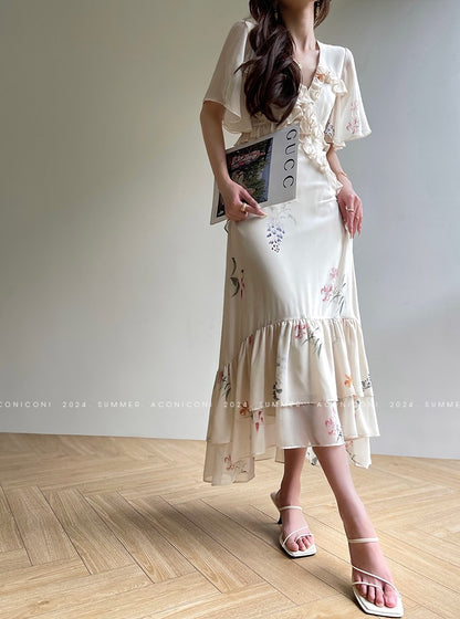 Aconiconi Luxury French Floral Print Slim Fit Hip Hug Dinner Dress- Primrose Whisper