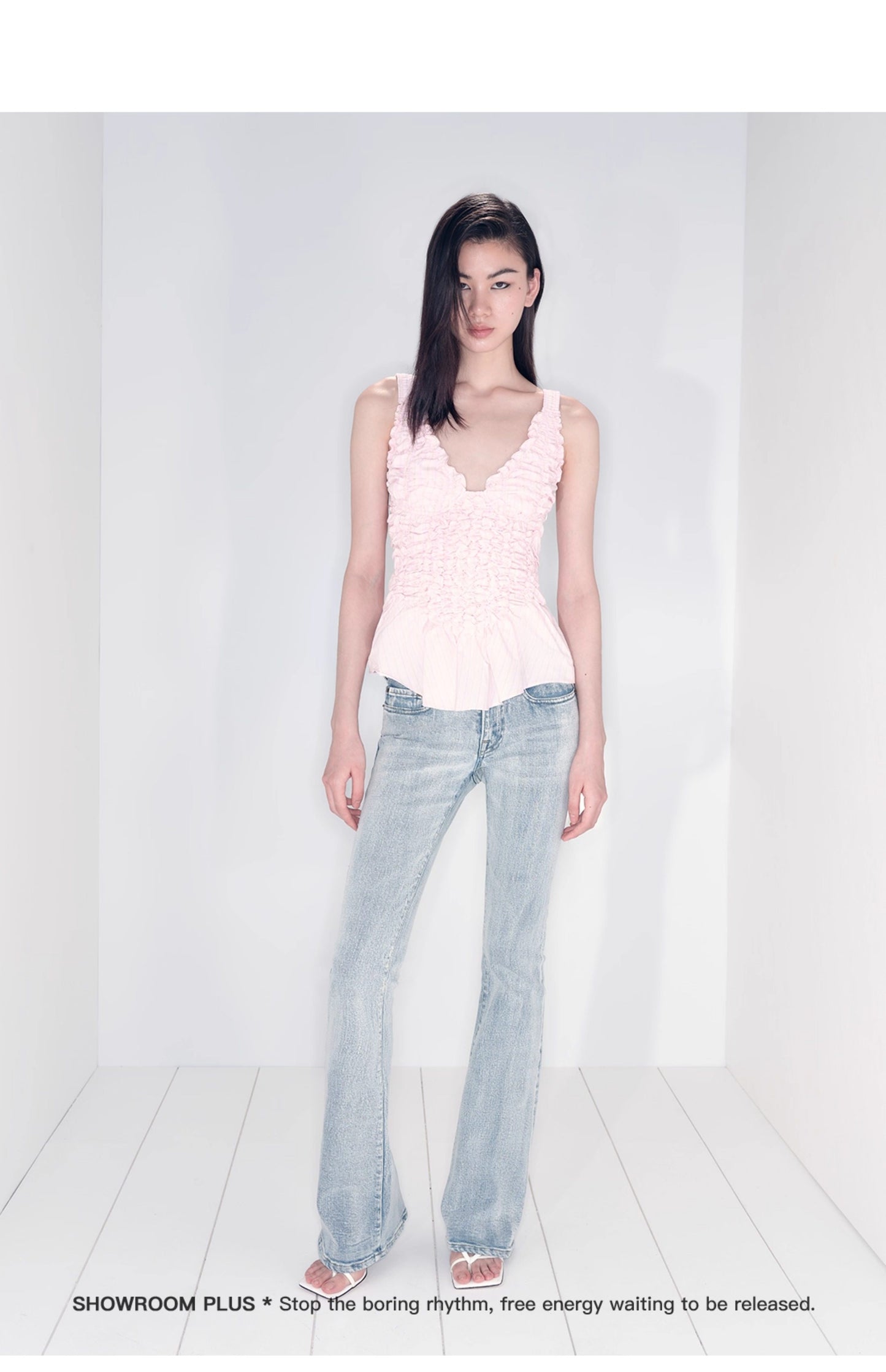 SHOWROOMPLUS Sweet Suspender Temperament V-Neck Pleated Sleeveless Top-RODRI '