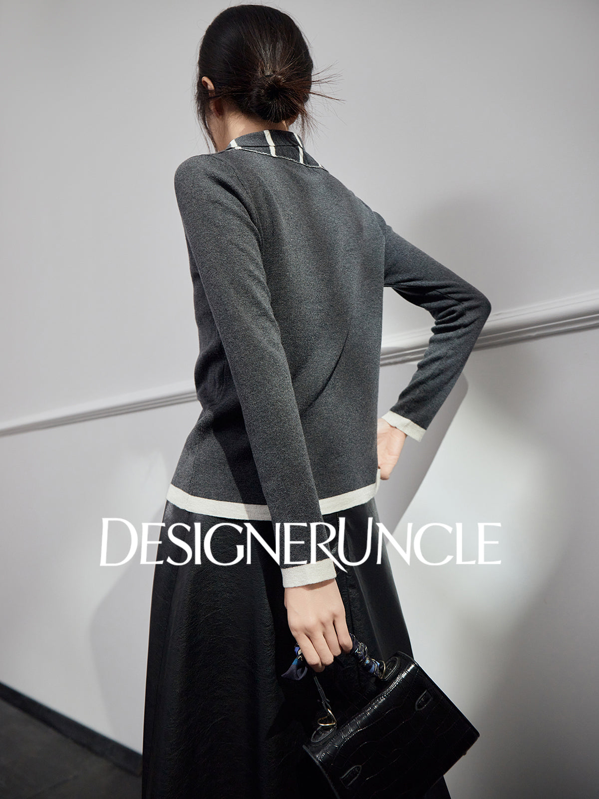 DGU| Dark Gray Striped Bow Tie Niche Design Retro Gentle Commuter Top - Antonio.