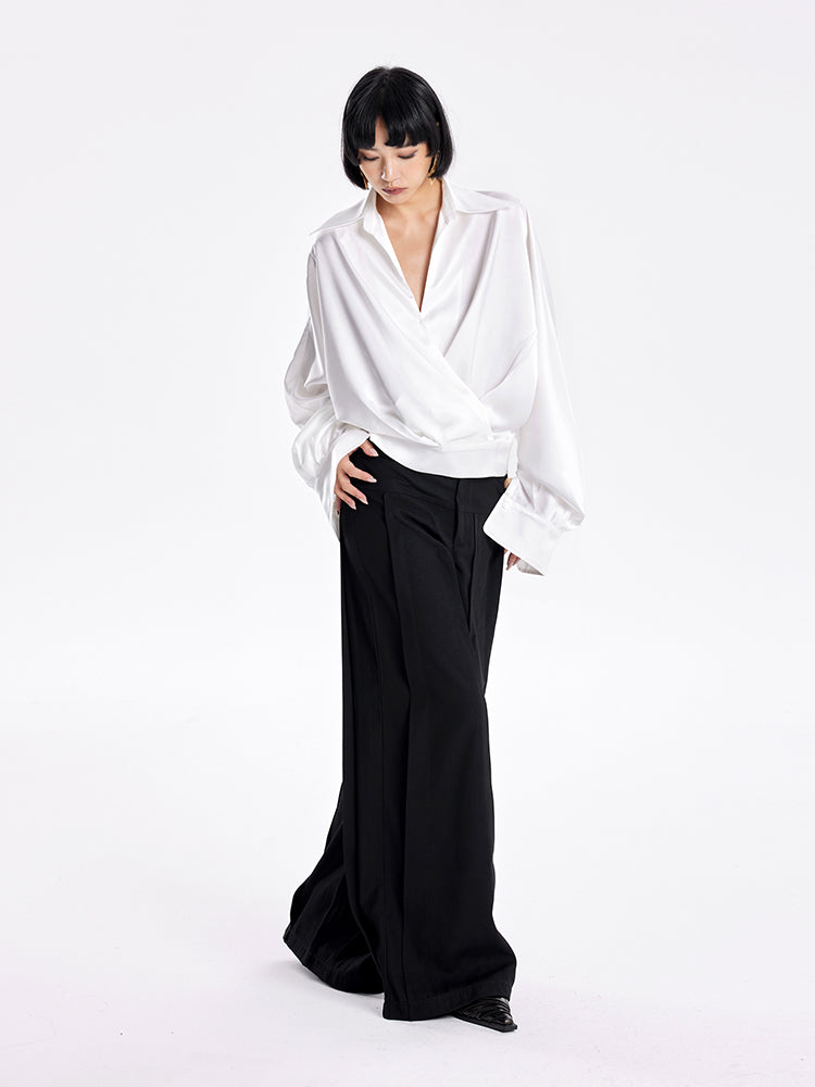 TINY IN v-neck dolman sleeve satin casual top -GAG