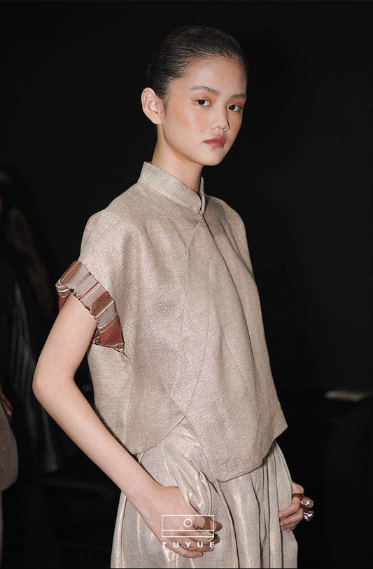 TUYUE Linen Asymmetrical Cristian Short-Sleeved Top - KATHRINE.
