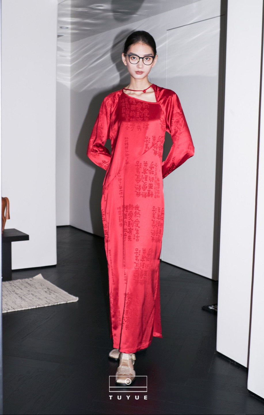 TUYUE Ancient diagonal satin handmade buckle slim dress- NAOMI.