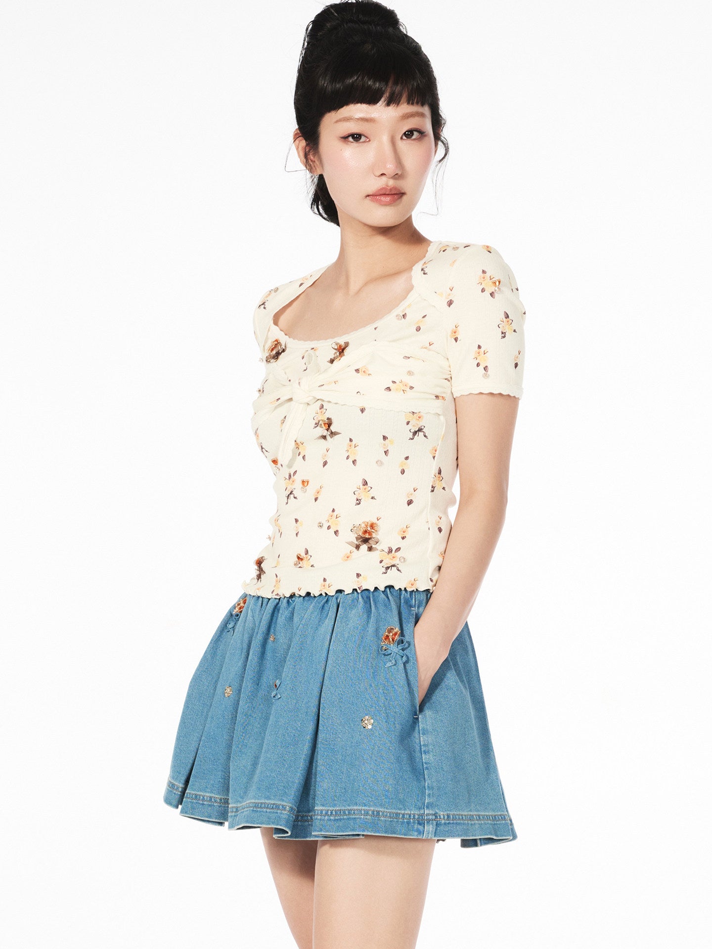 FAME square neck ruffled short-sleeved slim top - BAILEY