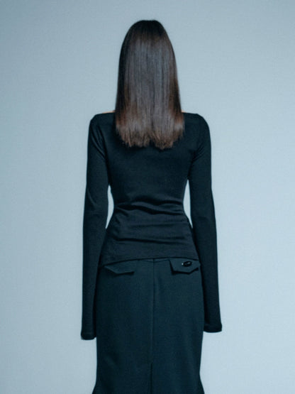 ANNAKIKI BLACK FOUR-POINTED STAR RUFFLED SLIM TOP-YUTO