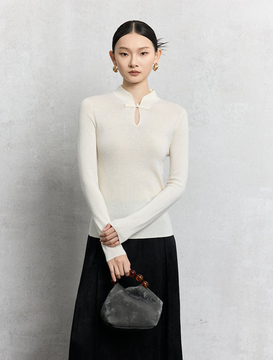 HECO Plain Worsted Wool Cheongsam Collar Buckle Knitwear - close.