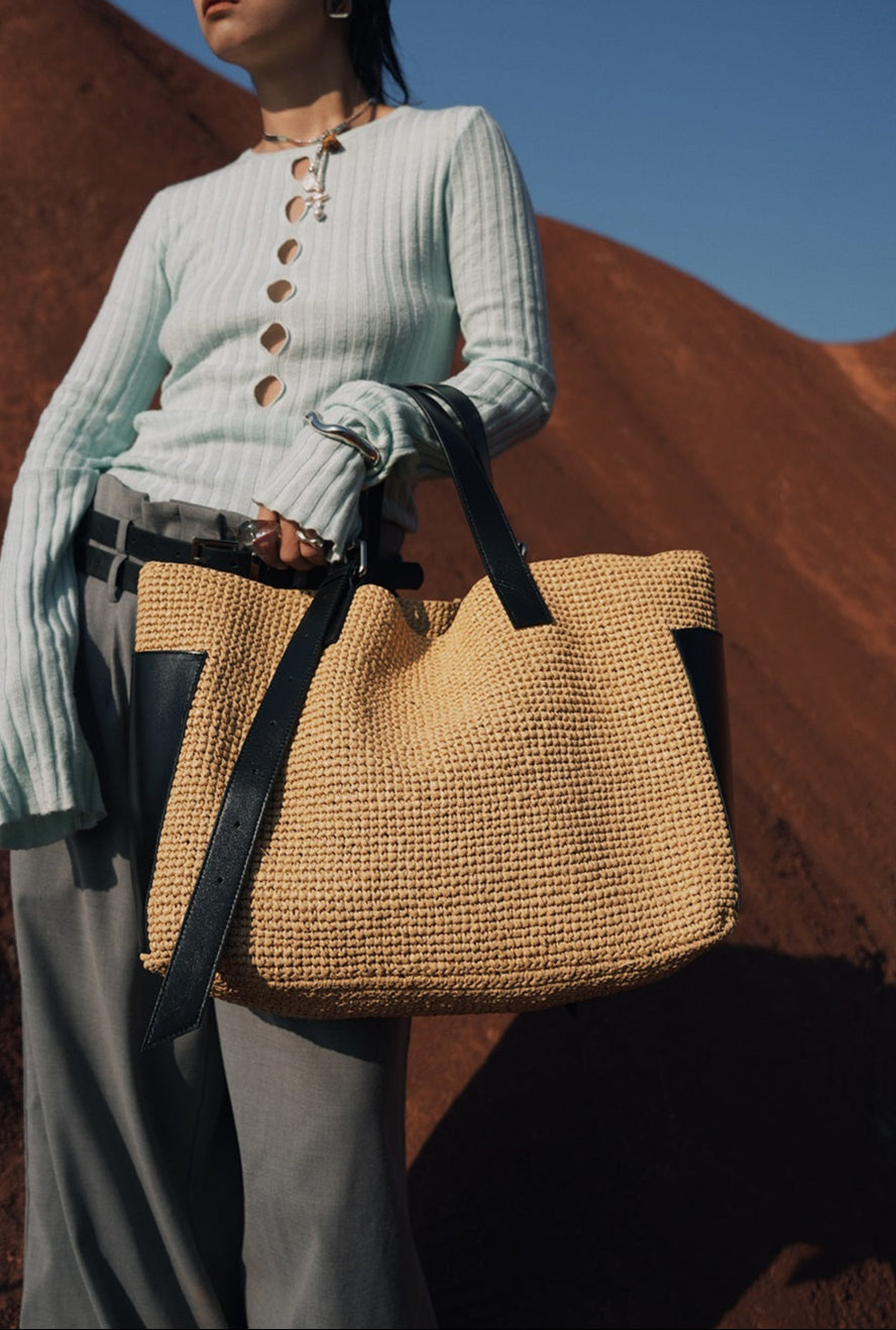 IUBALLET Woven Leather Tote Bag - CHARGE.