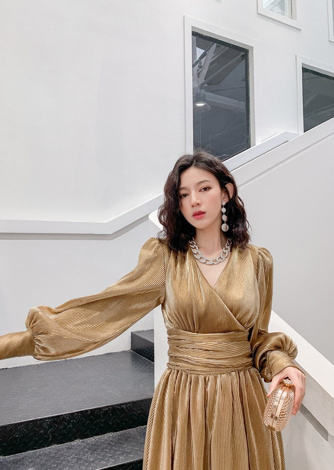 DOLLY Elegant Retro Gold Deep V-Neck Long Puff Sleeve Long Slit Award Dress-HUGO