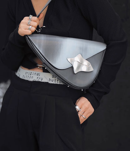 IUBALLET Fog Gunner niche design saddle leather triangle bag - GUYS.