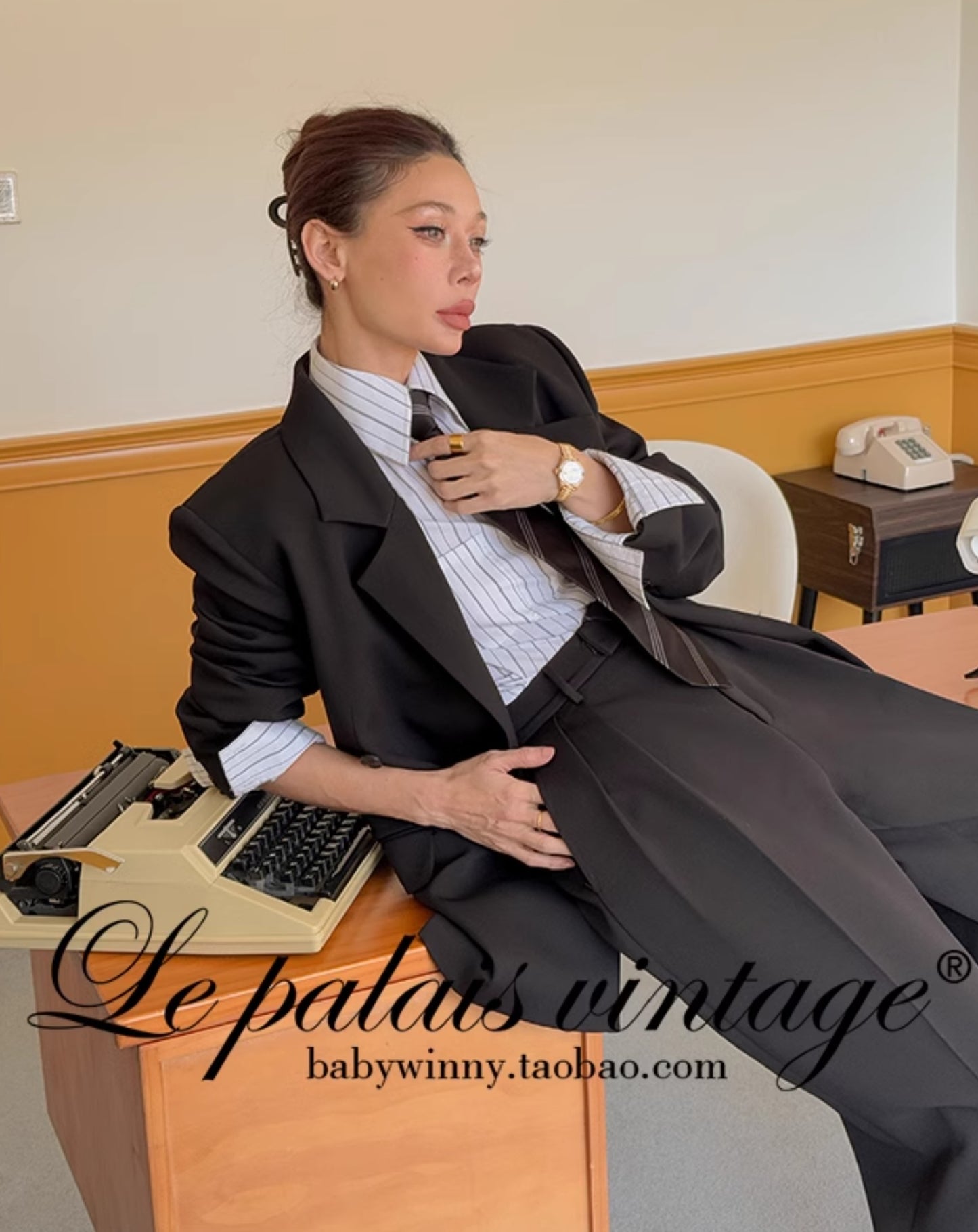 Le Palais Vintage  slim wide-leg high-waisted trousers-EMA