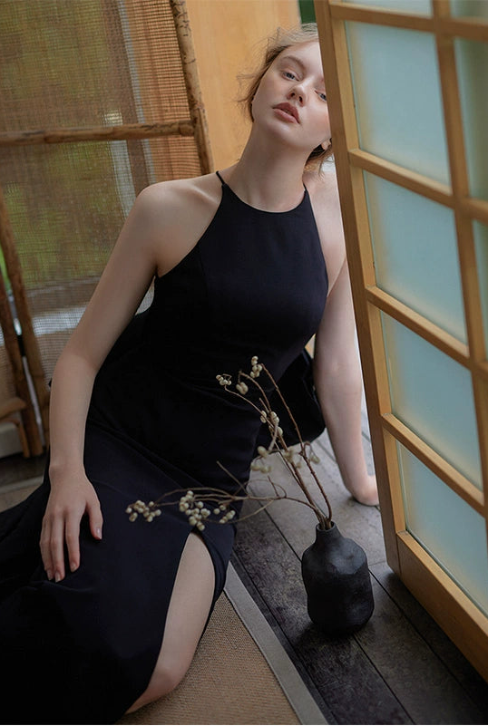 GOUDIN black simple slim evening dress-RENATA.