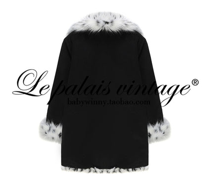 Le Palais Vintage  Black and White Dot Silhouette Fur Coats -DOE
