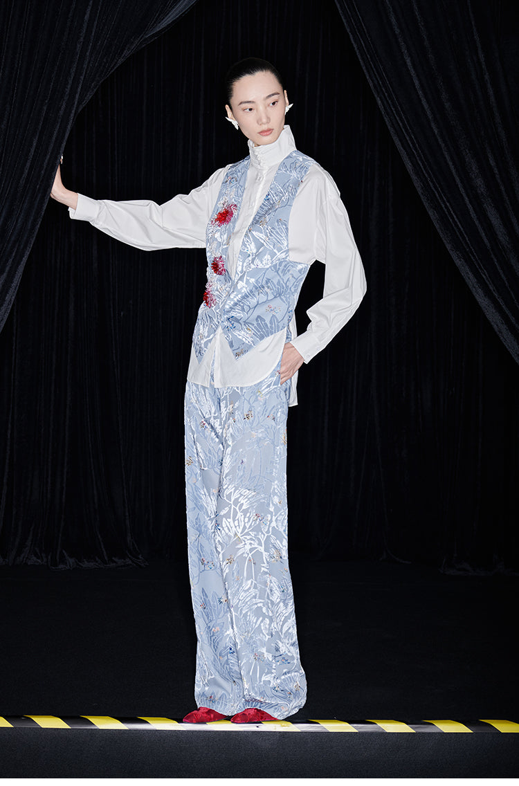 M essential Mackay designer embroidered eight treasures sedum vest -Haruyama