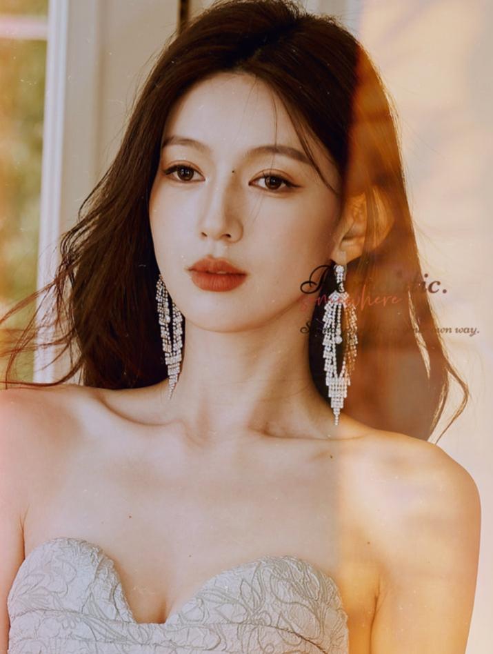 DOLLY Luxury Sparkling Full Diamond Chic Tassel Earring-CAROL