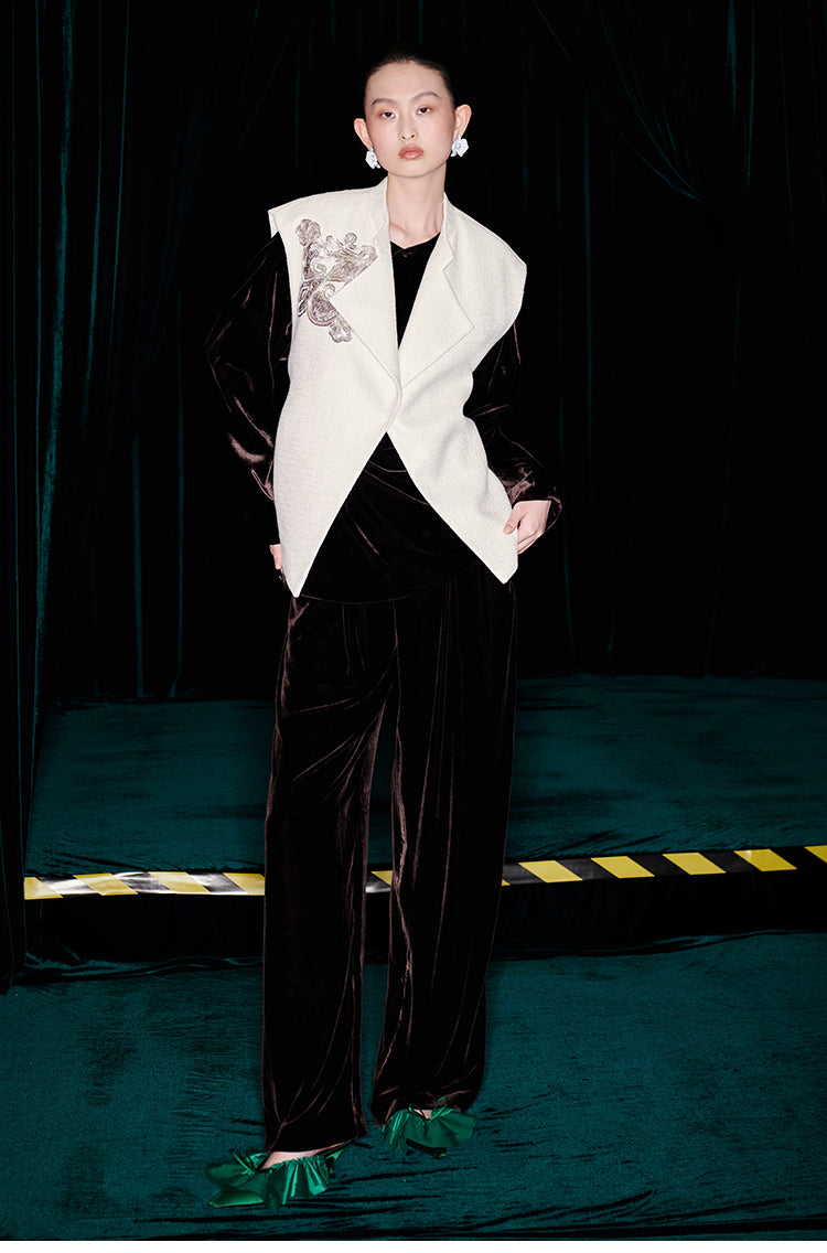 M essential Mackay designer embroidered stand-collar vest velvet top pant set - Niara