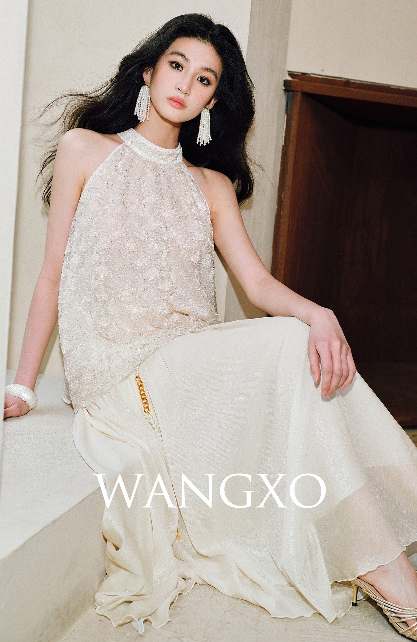 WANGXO Sequin Halterneck Top & A-Line Gauze Skirt - ZELDA.
