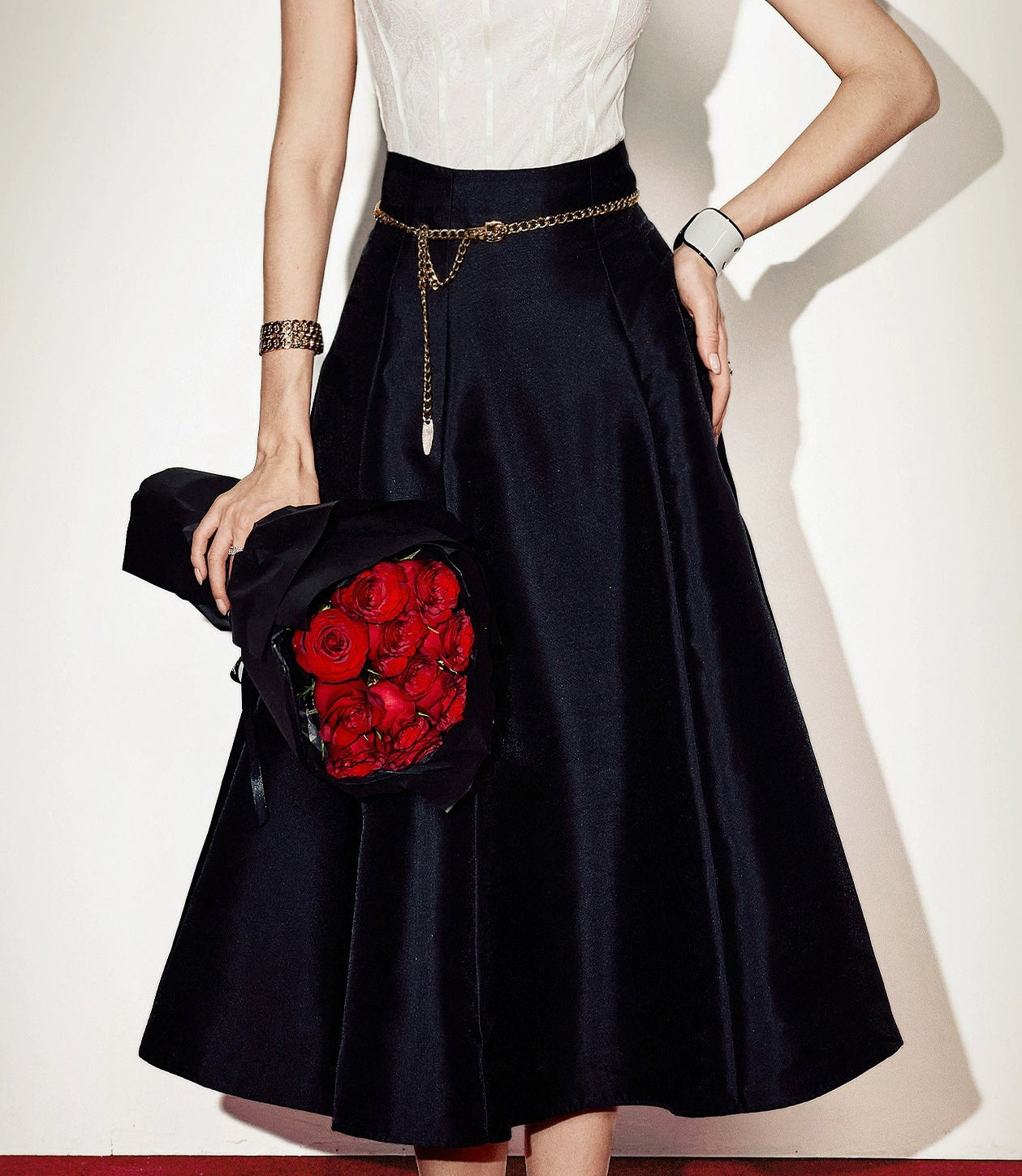 CHICHY French Hepburn style black A-line high-waisted long skirt-ROAN