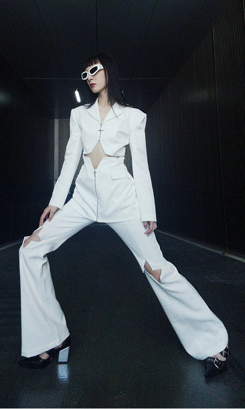 ANNAKIKI  star-shaped cut-out high-waisted bootcut pants-ANINI.