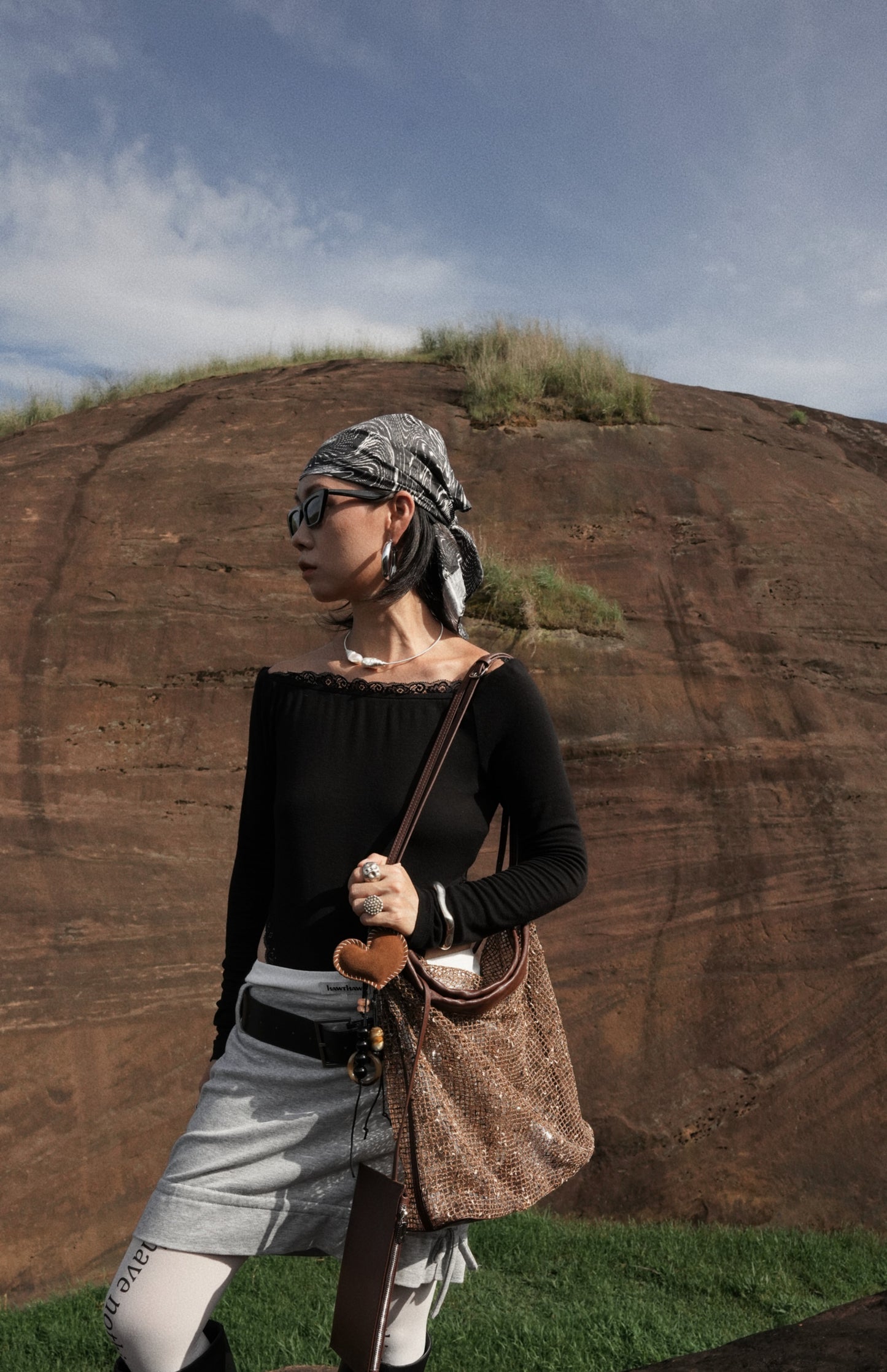 IUBALLET Wild Breeze New Woven Bucket Bag- PATRA.