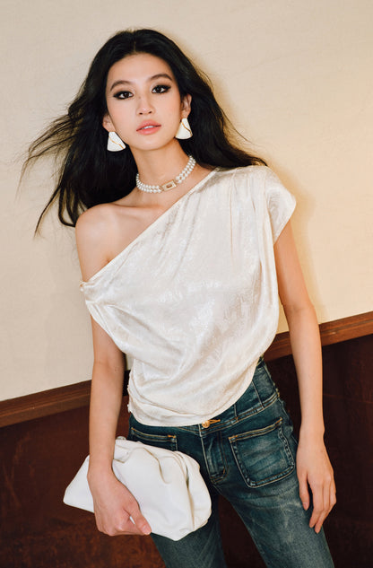 WANGXO Heavy Work Glossy Satin Hand-Pinched Pleats Slanted Shoulders Twisted Top - CERYS