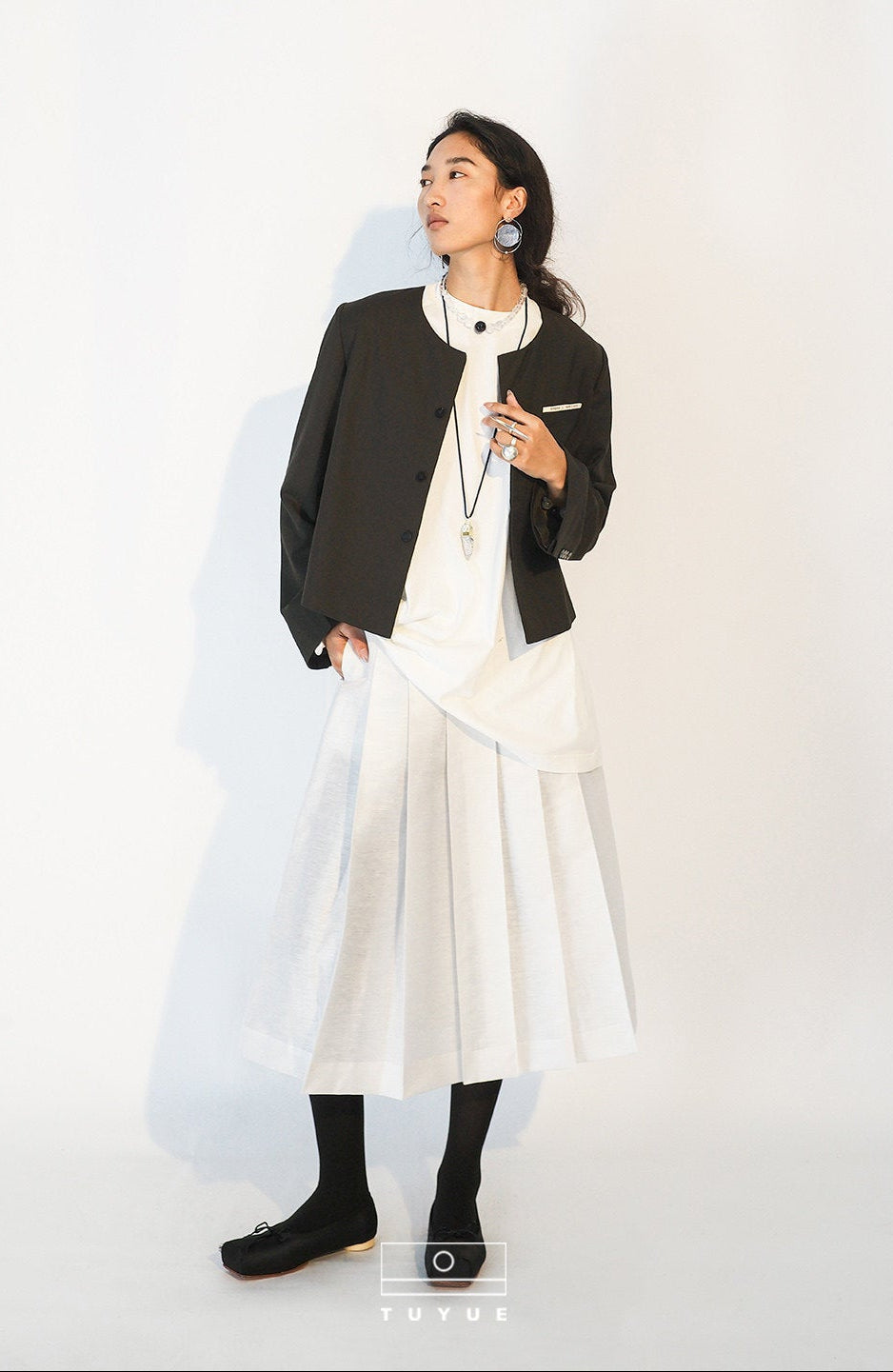 TUYUE Horse Face White Linen Pleated Mid-Length Skirt - FELIX.