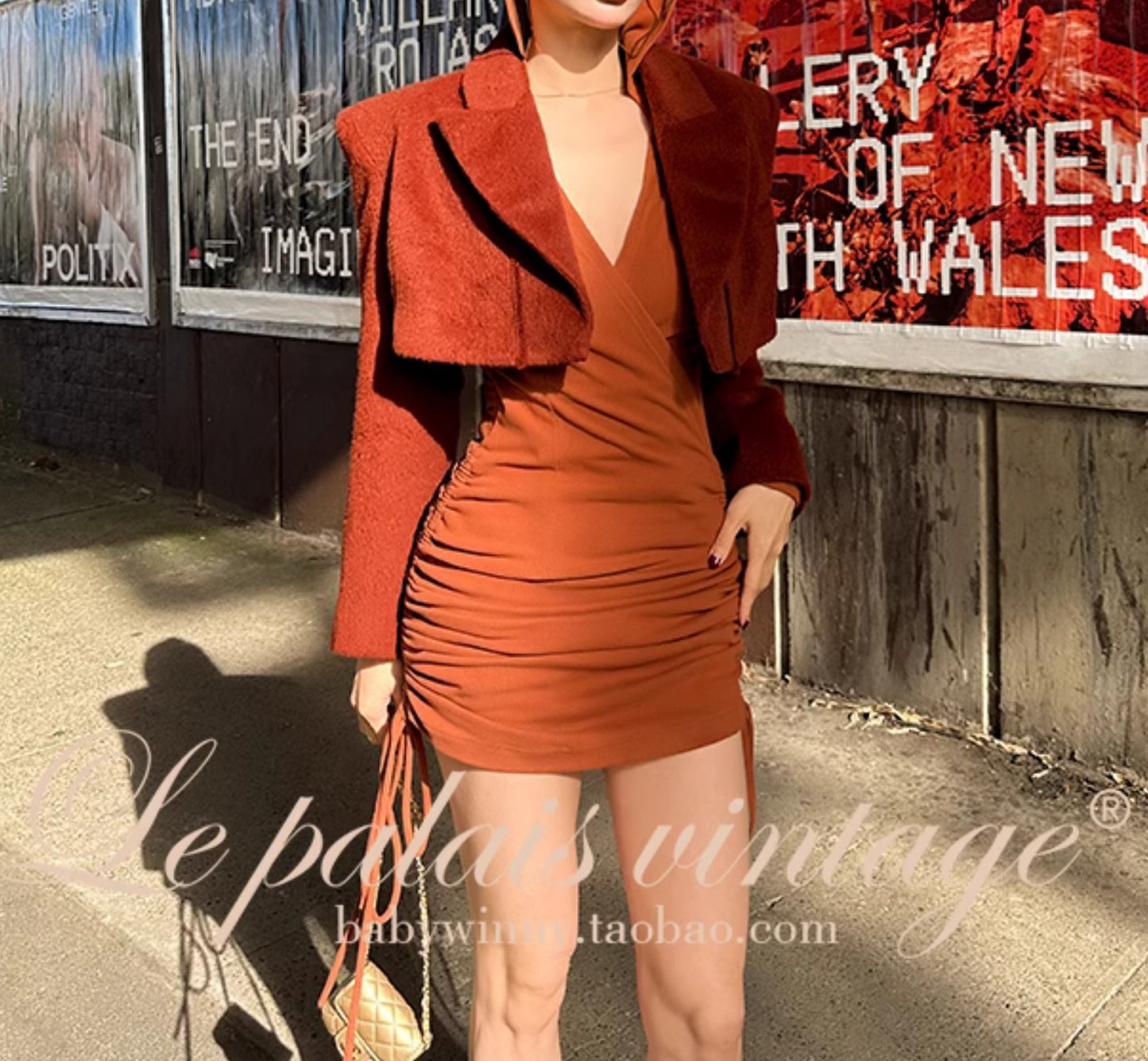 Le Palais Vintage Golden Brown Maillard hooded wide-shouldered slim-fitting pleated hip wrap KIM