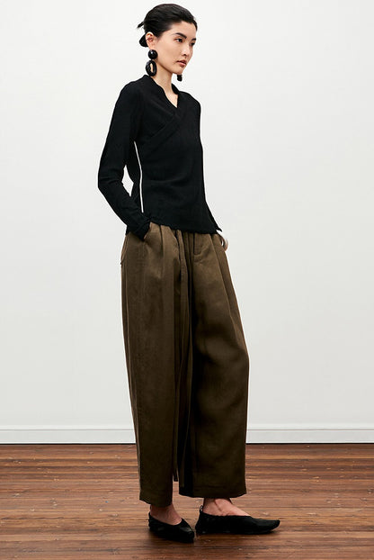 ZHUCHONGYUN black jacquard knitted wool V-neck long sleeves slim fit top -ILLIT.