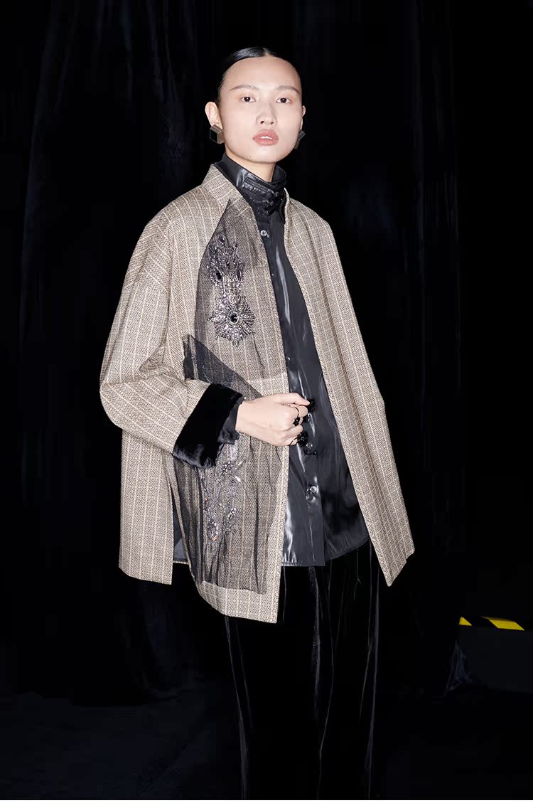 M essential Mackay designer brand embroidered new Chinese cardigan top - grunt.