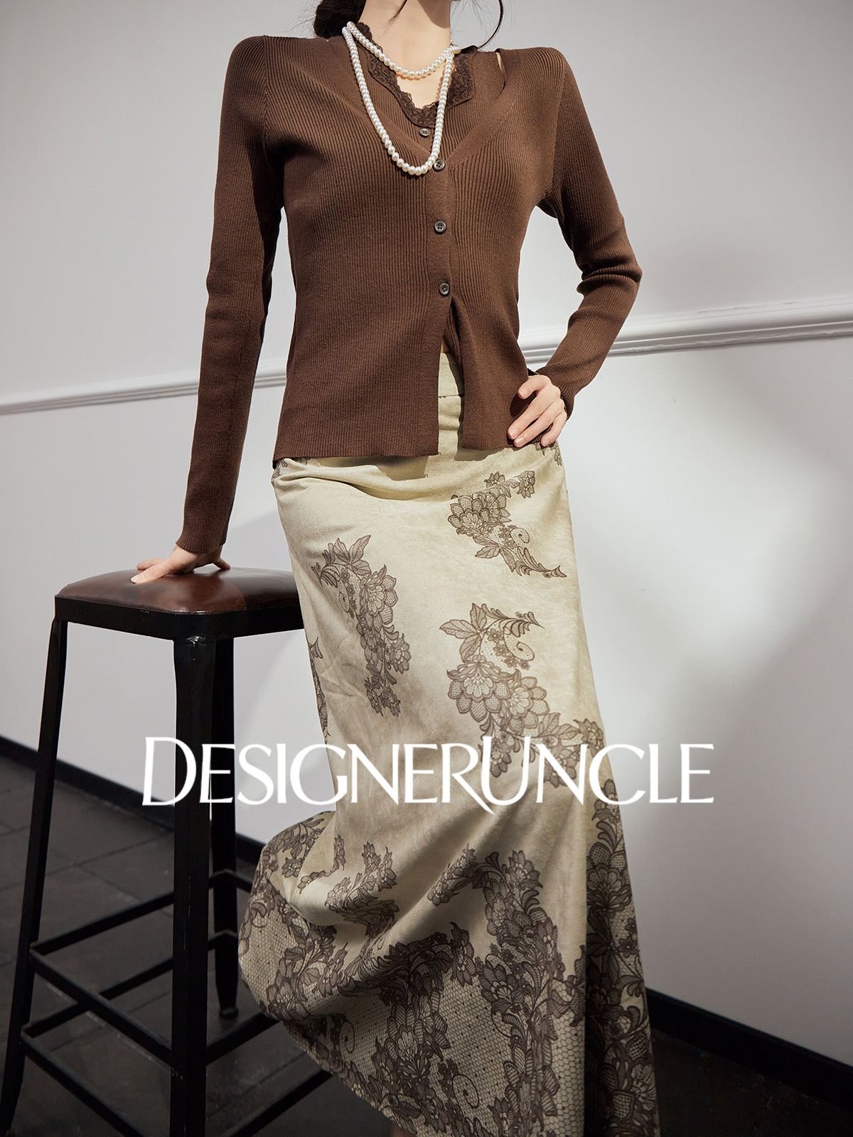 DGU "Mo Man" khaki green autumn new retro print high-waisted design skirt - MANE.