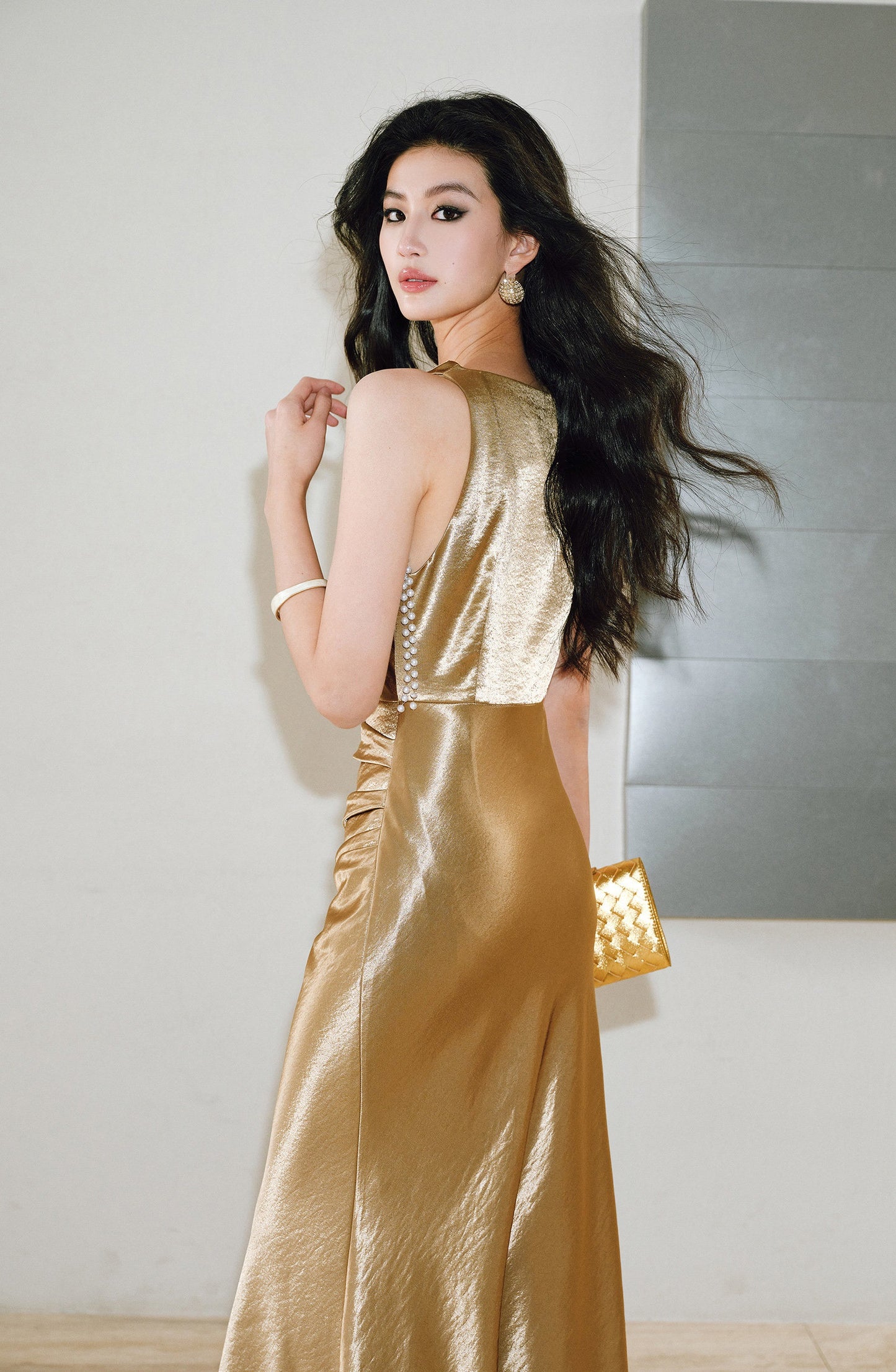 WANGXO |Detachable Pearl Pendant Swing Neck Waist Fishtail Dress -NOYA