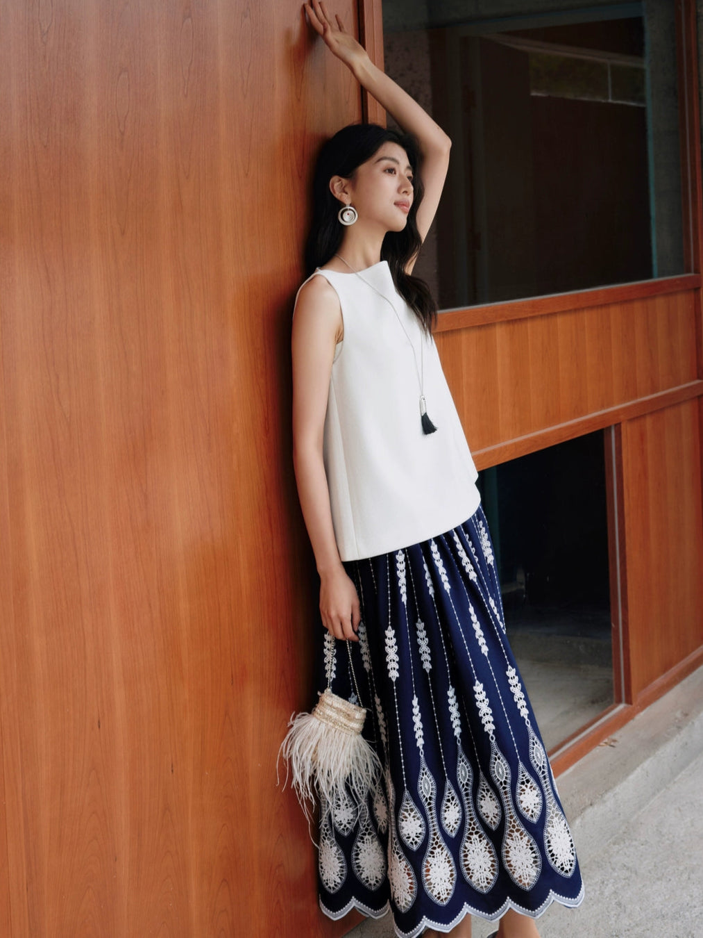 SuShe Luxury Style Texture Boat Collar Loose Silhouette Simple Sleeveless Top -LUCY