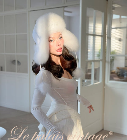 Le Palais Vintage white low-rise skirt-TEE.